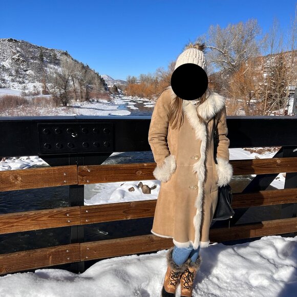 Overland Sandra Sheepskin Coat - Picture 6 of 6